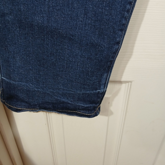Old Navy Bundle Of Dark Wash Jeans - Picture 12 of 16